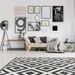 Geometrical rug in living room